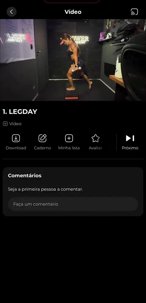 Player do treino em casa com a Natasha